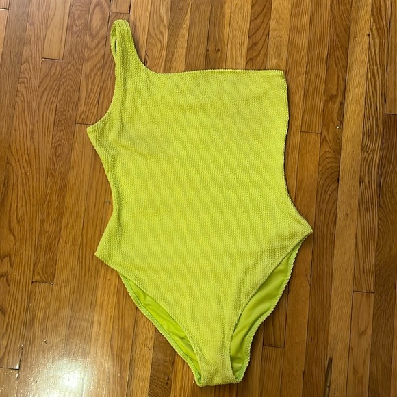 Show me your mumu lime green size L scrunch bathing suit one piece - Picture 1 of 4